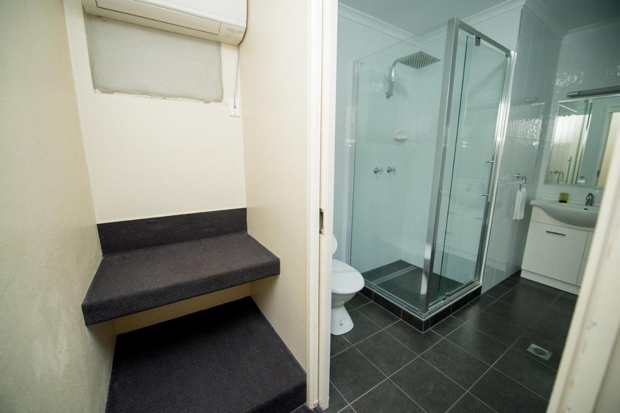 Sarina Motor Inn 외부 사진