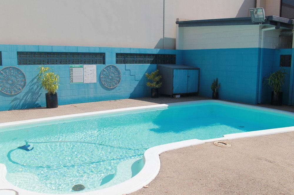 Sarina Motor Inn 외부 사진
